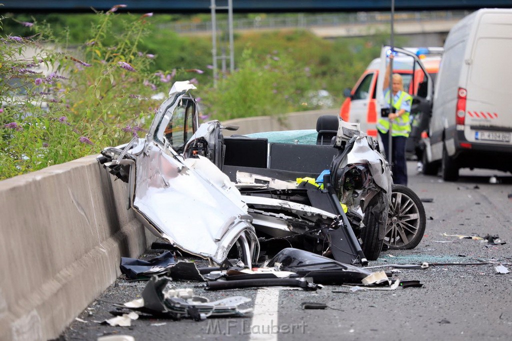 Schwerer VU A 3 Rich Oberhausen Hoehe AS Koeln Muelheim P07.jpg